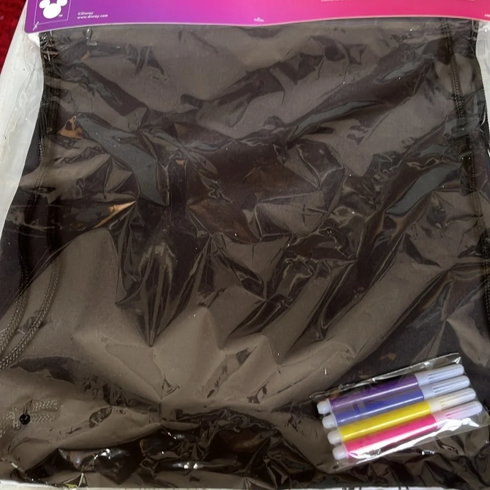 Disney Princess coloring drawstring bag with markers - Picture 3 of 3